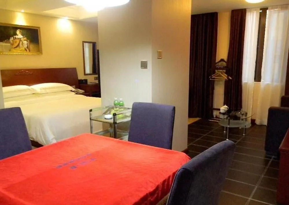 Vienna Hotel Zhuhai Xiangzhou Qinglv Road Theater China